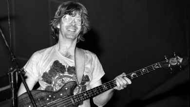 Grateful Dead bassist and founding member Phil Lesh passed peacefully at 84